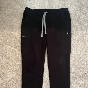 FIGS Women’s Black Yola - Skinny Scrub Pants